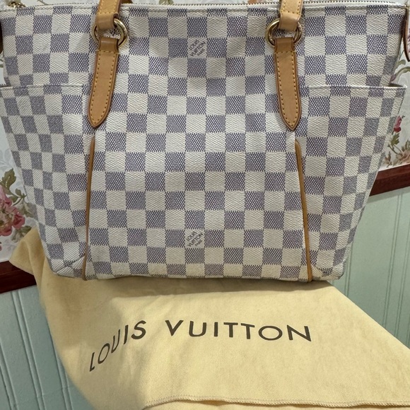 Louis Vuitton Damier Azure Totally PM Bag - Picture 2 of 10